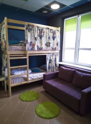 Хостелы Flatcom Hostel Минск Кровать в общем 6-местном номере для мужчин и женщин-3